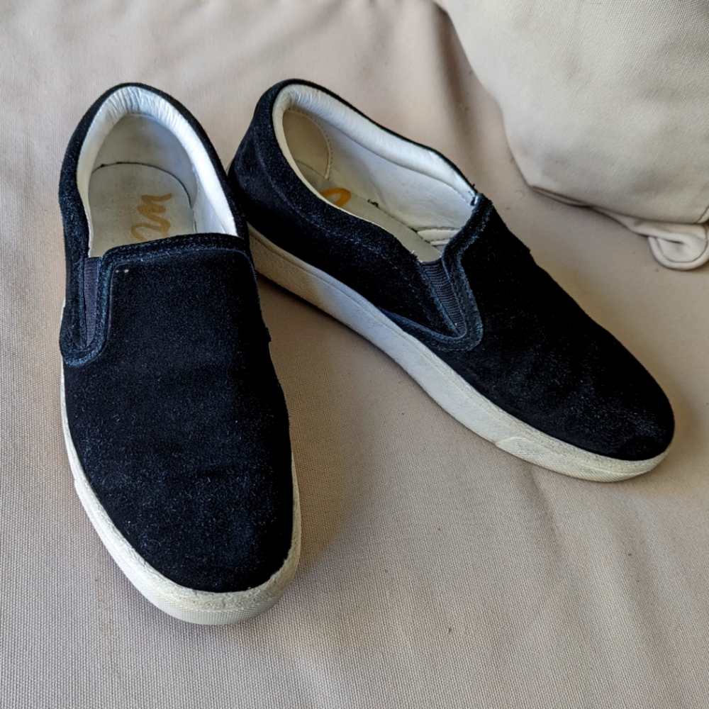 SAM EDELMAN Women's Black/White Suede Slip On Low Top Marvin Sneakers